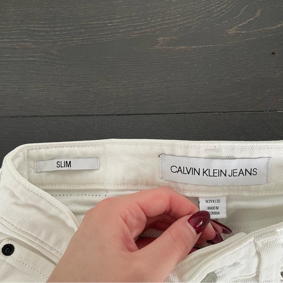 Men’s Calvin Klein slim fit white jeans - Picture 5 of 5